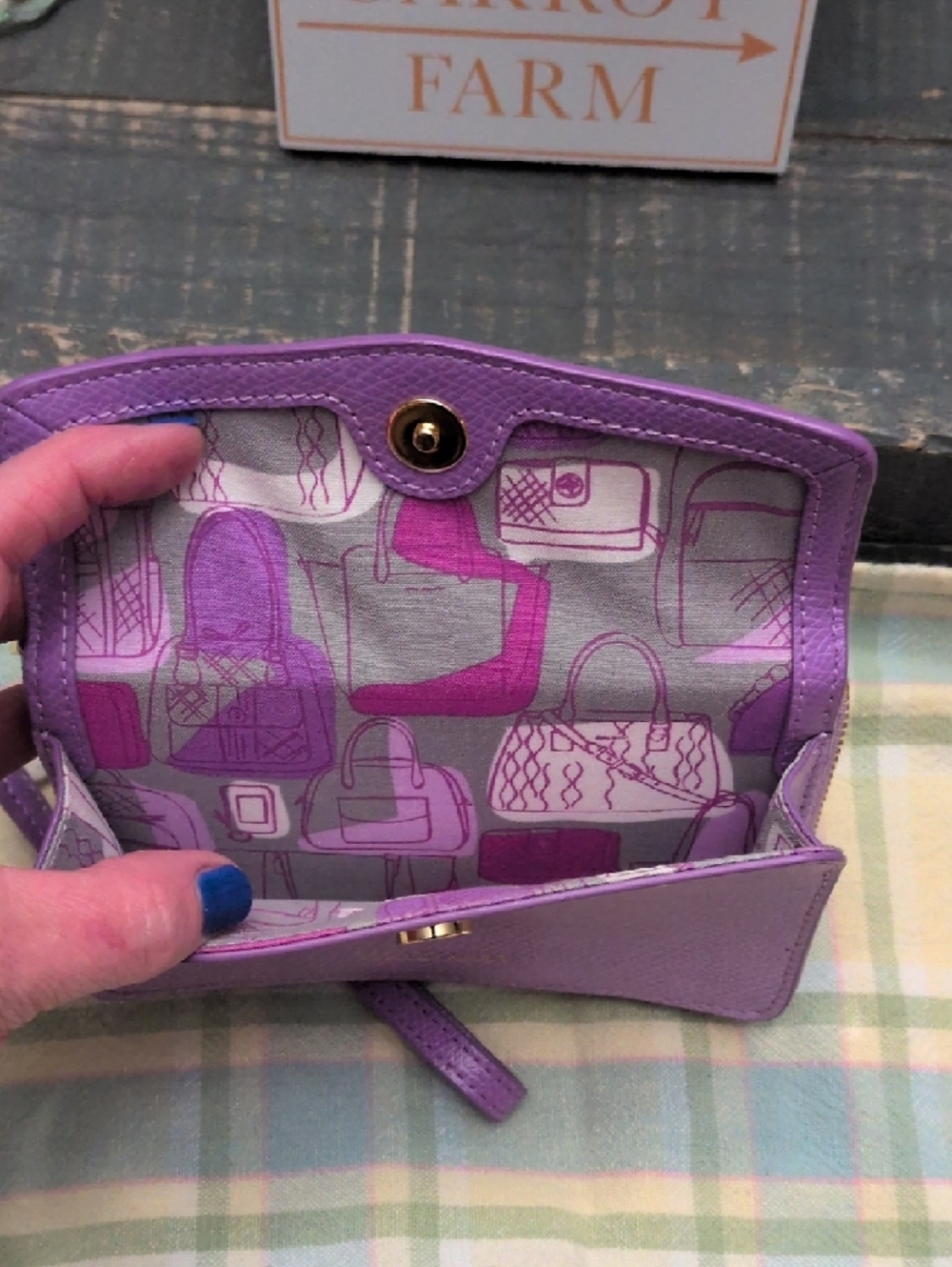 Vera Bradley Purple Lavender Faux Leather Wristlet Wallet - Picture 4 of 11